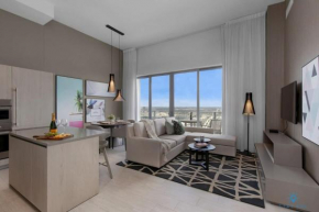 1 BR Apartment with Bay View and Parking Included